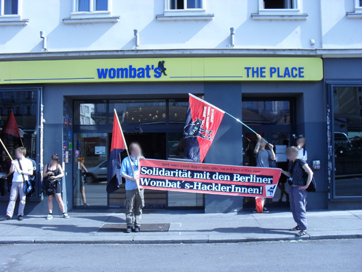Foto: Wiener Arbeiter*innen Syndikat protestiert von Wombat's (12.06.2019)